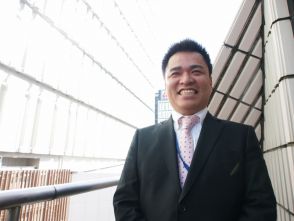 由里 拓也