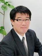 営業部マネージャー 小川 恭寛