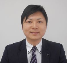 横山 千裕