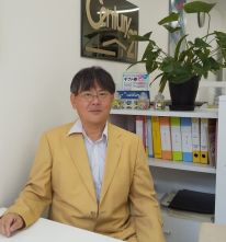 緋山 正広