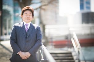鍋嶋 人成