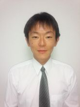 石出 健