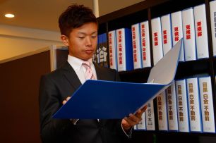 よろしくお願い致します。