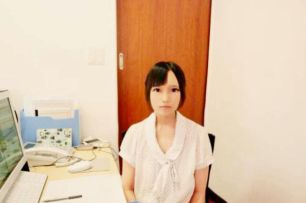 上田 彩