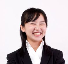 溝口 綾