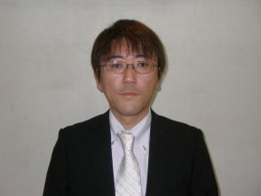荒 栄二