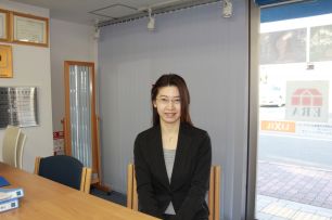 営業事務　　佐伯 燈