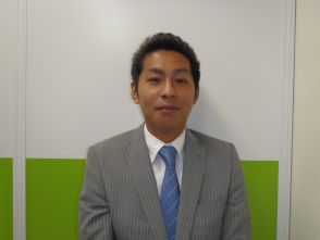 関泰至