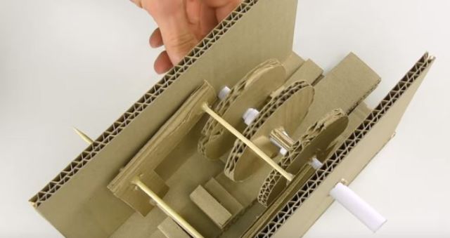 段ボールで金庫 段ボールのみを使ったダイヤル式金庫の作り方 不動産コラムサイト いえらぶコラム