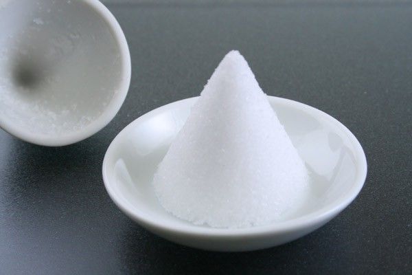 引っ越しをしたらまずは 盛り塩 を 方法や作法の種類をご紹介 不動産コラムサイト いえらぶコラム