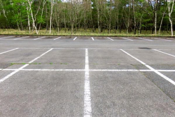増える空き駐車場