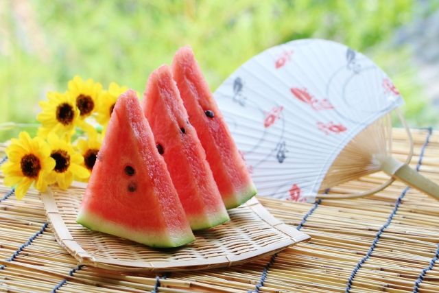 夏野菜や夏の果物を使った料理を作ろう！魅力的な素材を活かす料理法とは？｜不動産コラムサイト【いえらぶコラム】