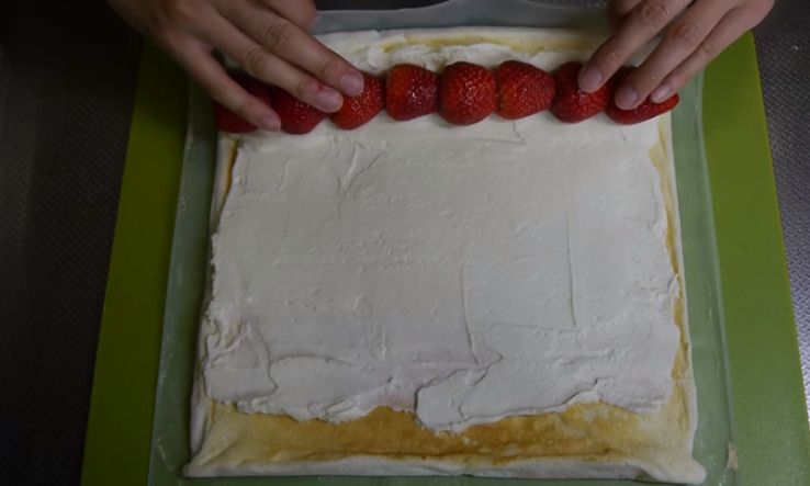 苺ロールケーキの作り方 簡単にできるレシピを紹介 不動産コラムサイト いえらぶコラム