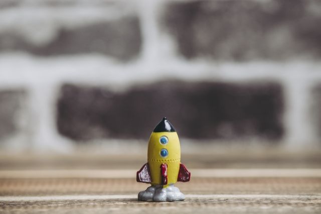 月や惑星を買う 土地の値段と購入方法は 気になることを徹底解明 不動産コラムサイト いえらぶコラム