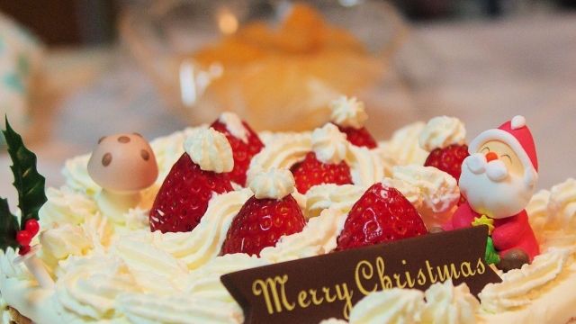 いちごショートは日本だけ クリスマスケーキの由来と各国の特徴 不動産コラムサイト いえらぶコラム